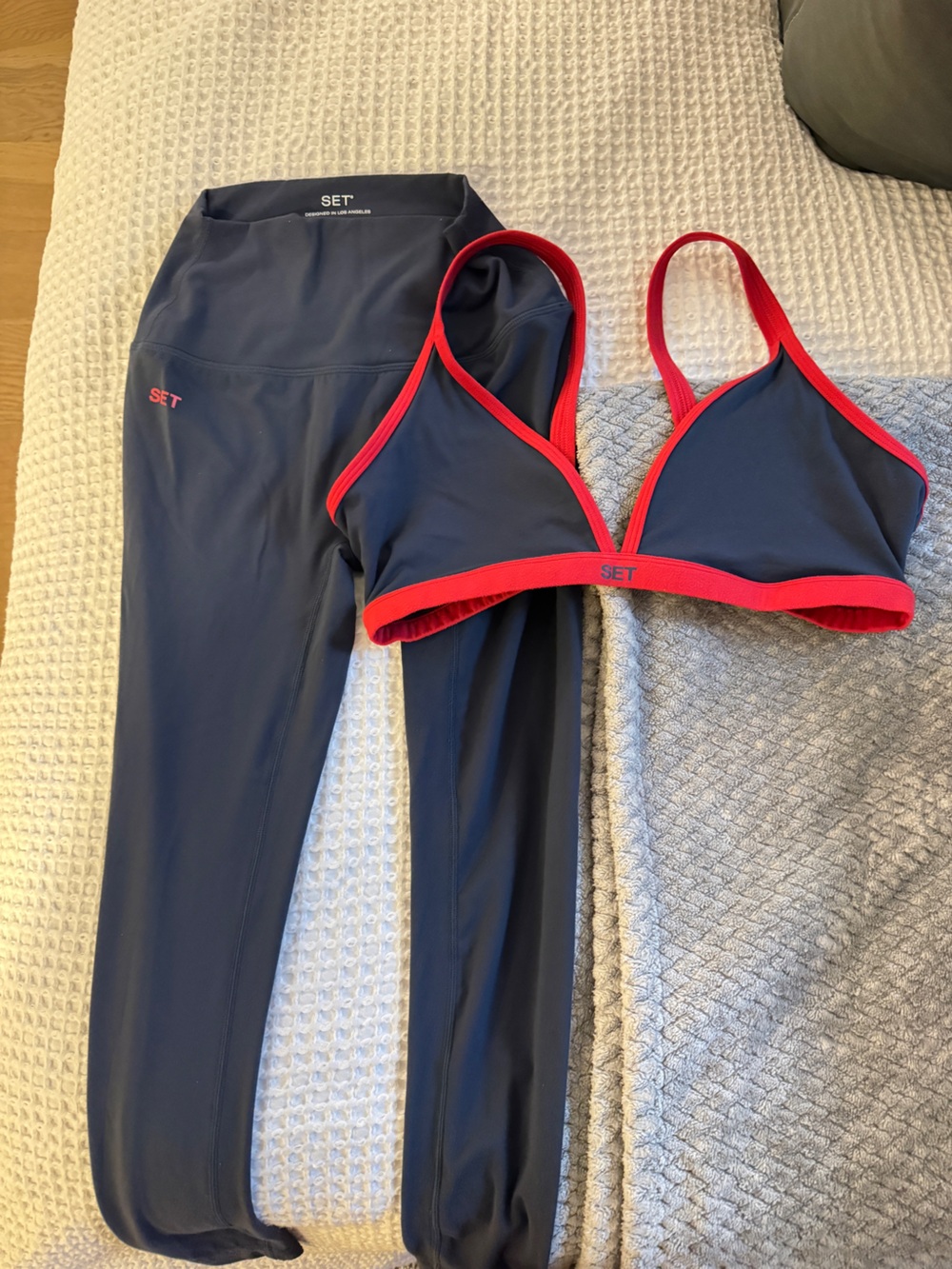 SET Active Red and Blue Set